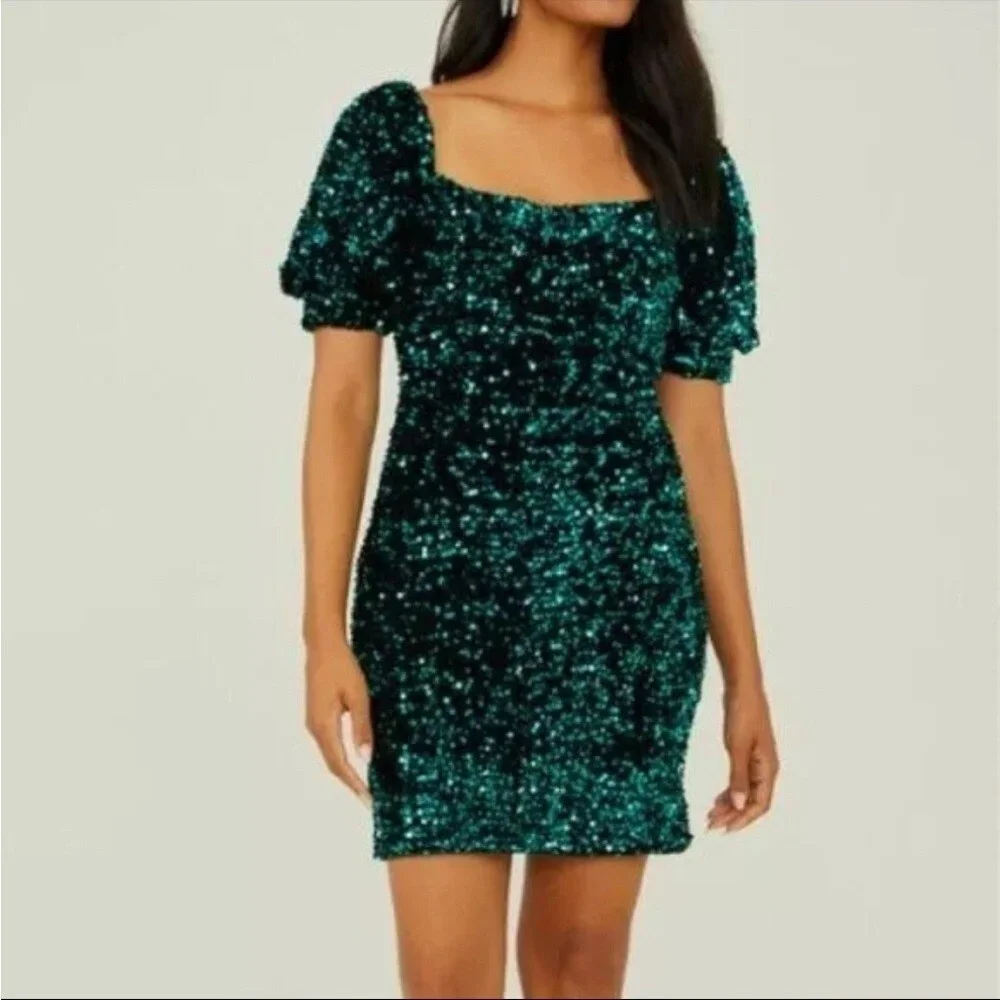 Altard State Candice Sequin Puff Sleeve Dress Green Hunter Black sz‎ M NWT Party